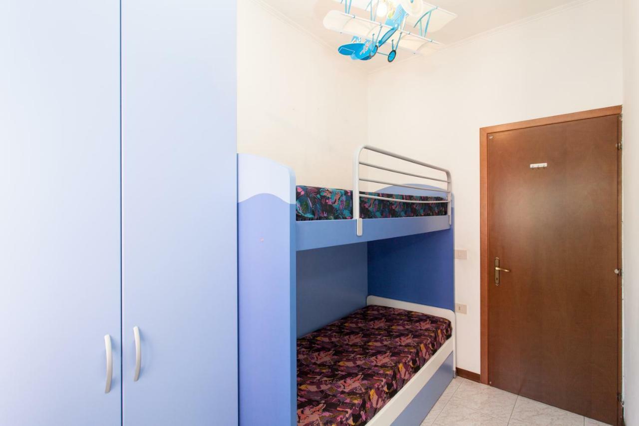 Petite Maison リド・ディ・イエゾロ エクステリア 写真