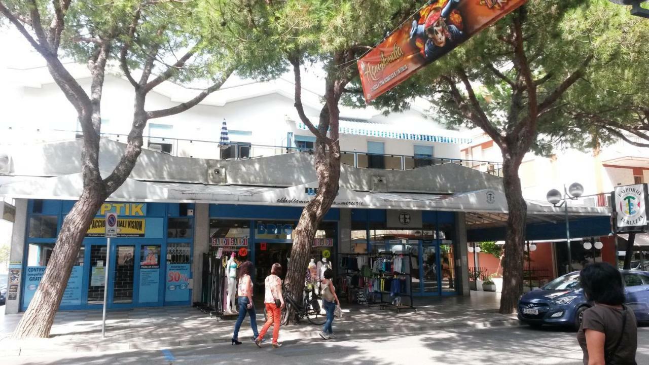 Petite Maison リド・ディ・イエゾロ エクステリア 写真